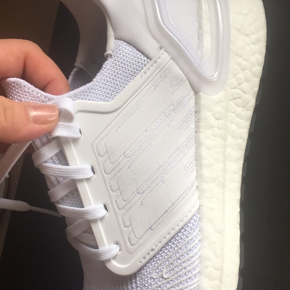 **SOLD** Adidas Ultraboost White - Picture 8 of 12
